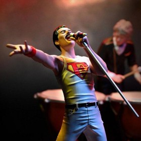 Freddie Mercury Queen Rock Iconz Statue by Knucklebonz